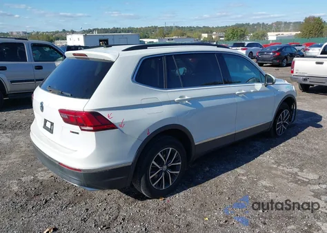2020 Volkswagen Tiguan 2.0T Se/2.0T Se R-Line Black/2.0T Sel из США, поврежденный, VIN 3VV2B7AX1LM092505
